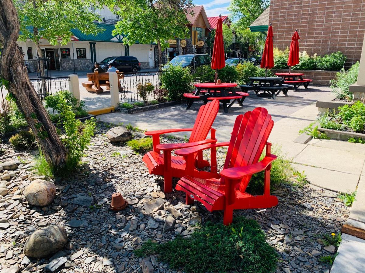 Jasper Downtown Hostel Exterior photo